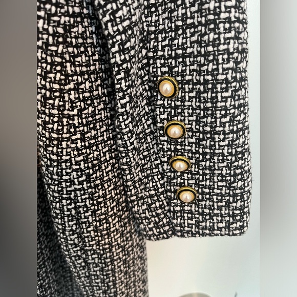 Nanette Lepore Frayed Tweed Jacket - Size L - Picture 6 of 9